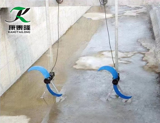 潜水推流器